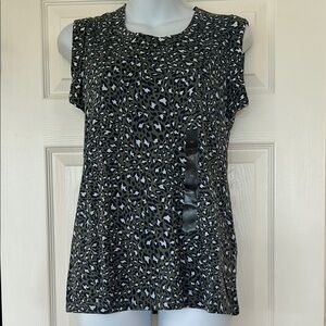 NWT Banana Republic Tee